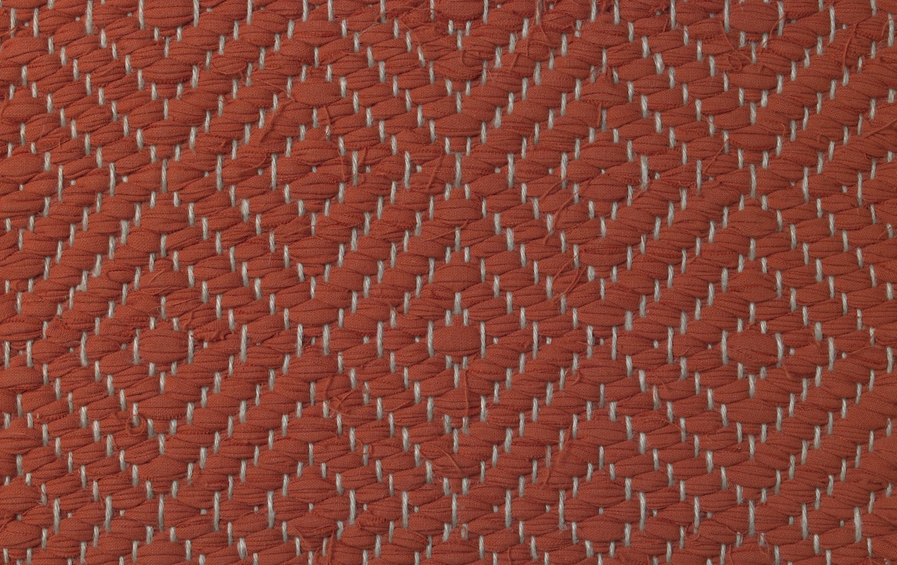 706